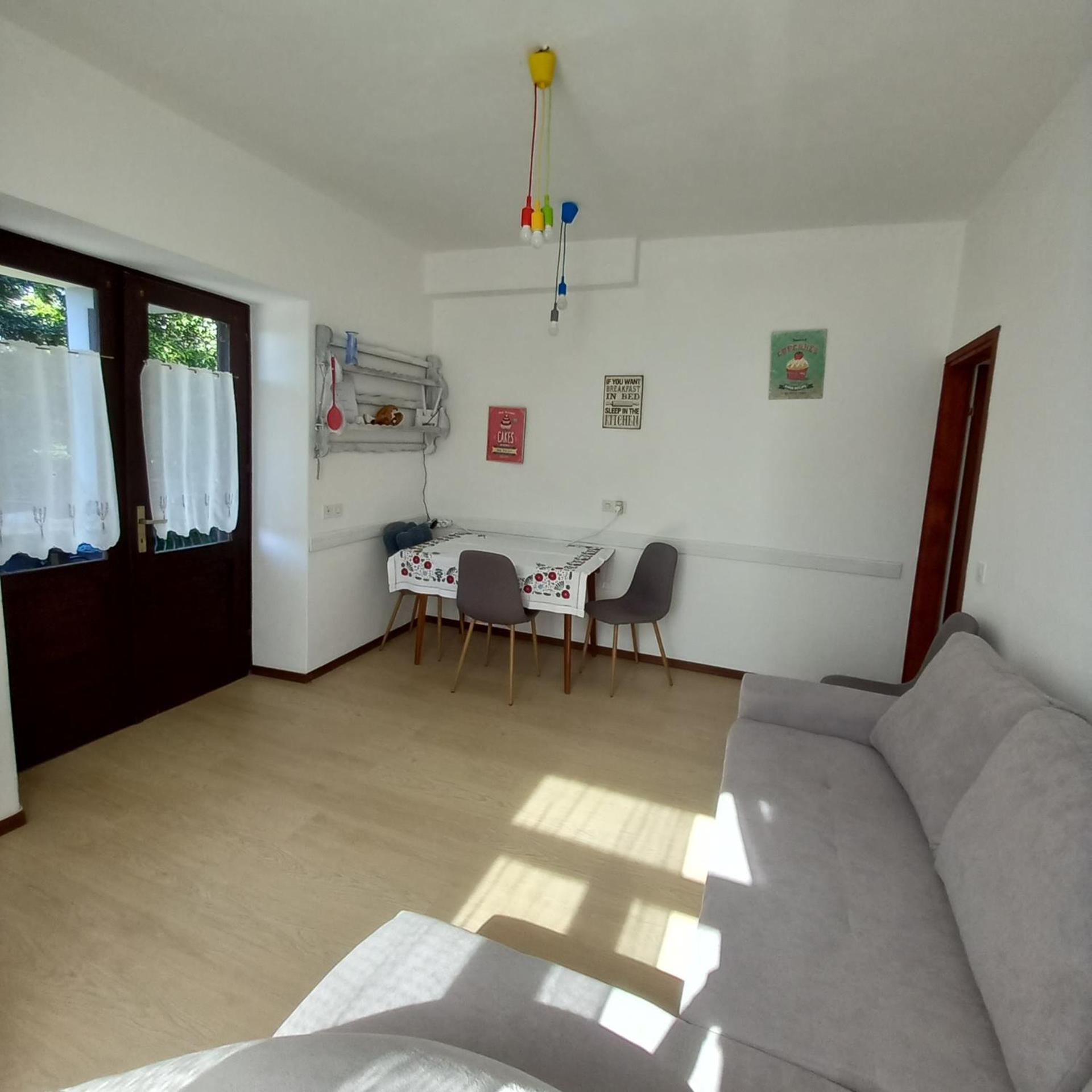 Apartments Miri Zambratija  Exterior photo