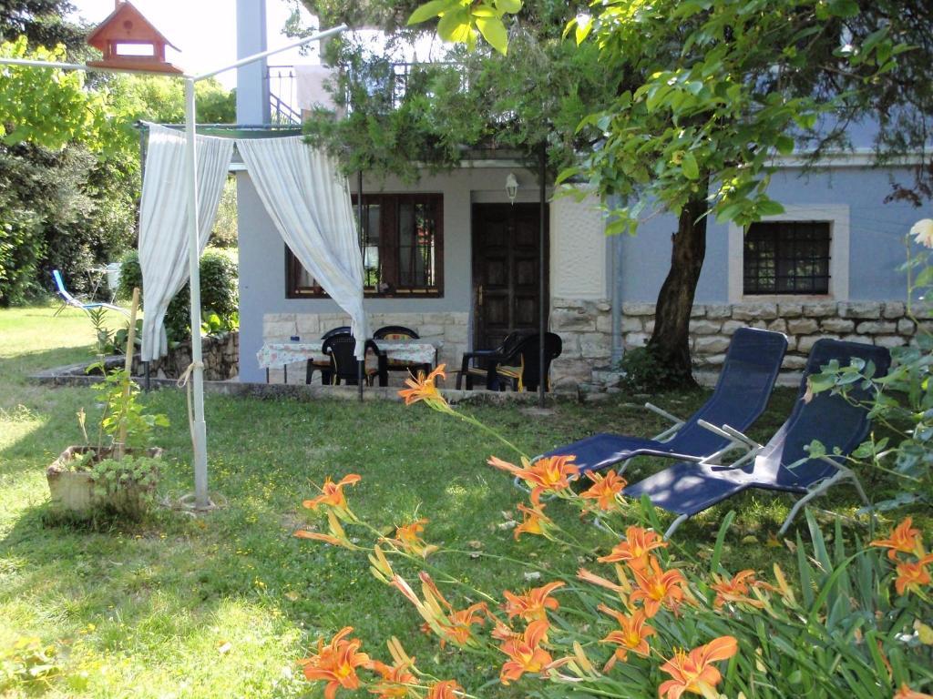 Apartments Miri Zambratija  Exterior photo